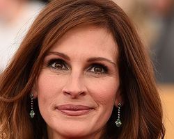 WHAT IS THE ZODIAC SIGN OF JULIA ROBERTS?